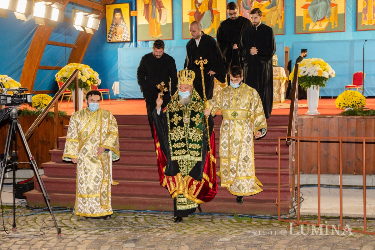 Laudă de seară în cinstea unuia dintre ocrotitorii românilor din afara granițelor 190172