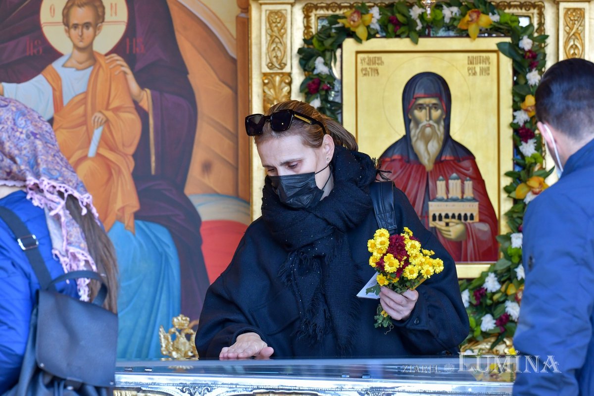 Începutul sărbătorii Mucenicului Izvorâtor de Mir pe Colina Bucuriei 190306