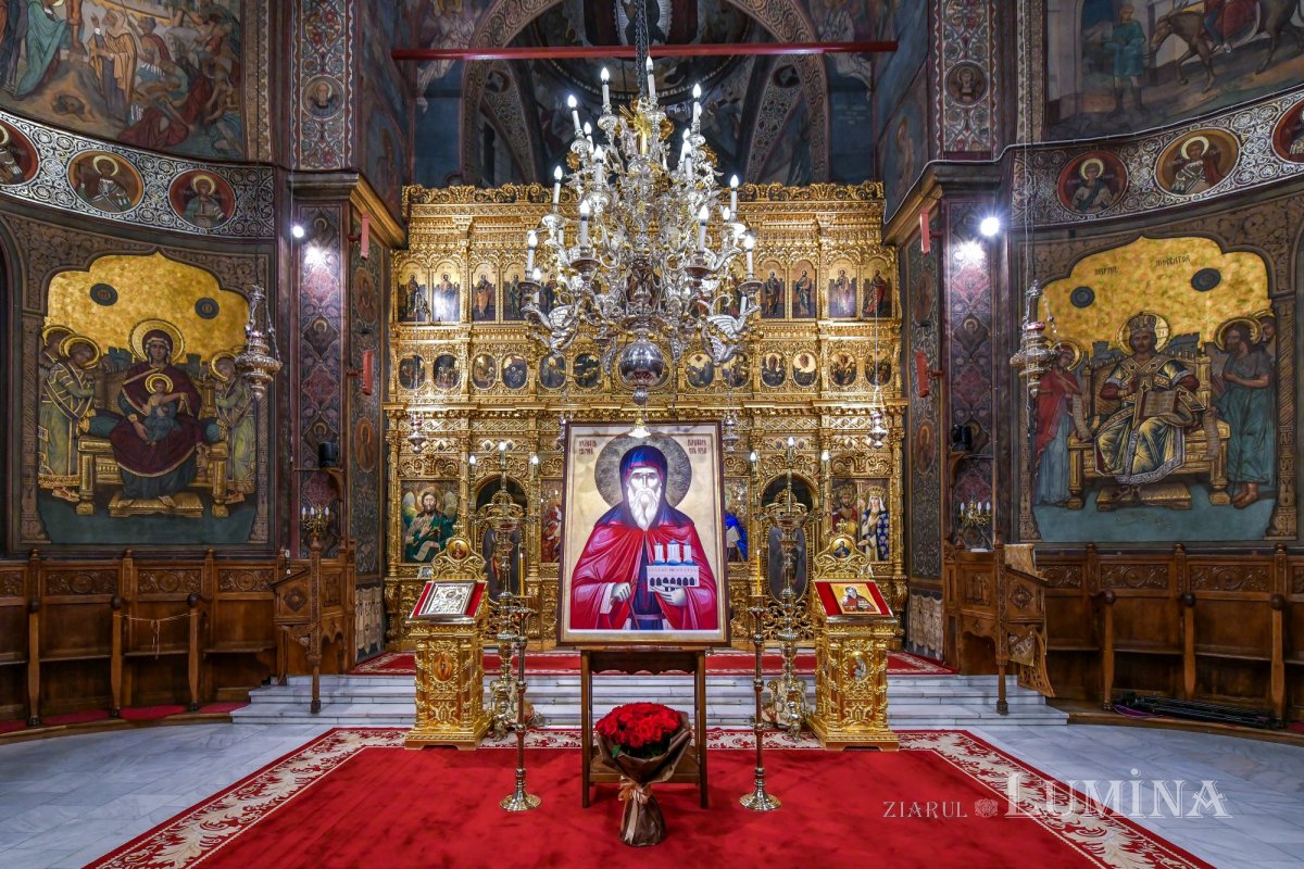 Începutul sărbătorii Mucenicului Izvorâtor de Mir pe Colina Bucuriei 190335