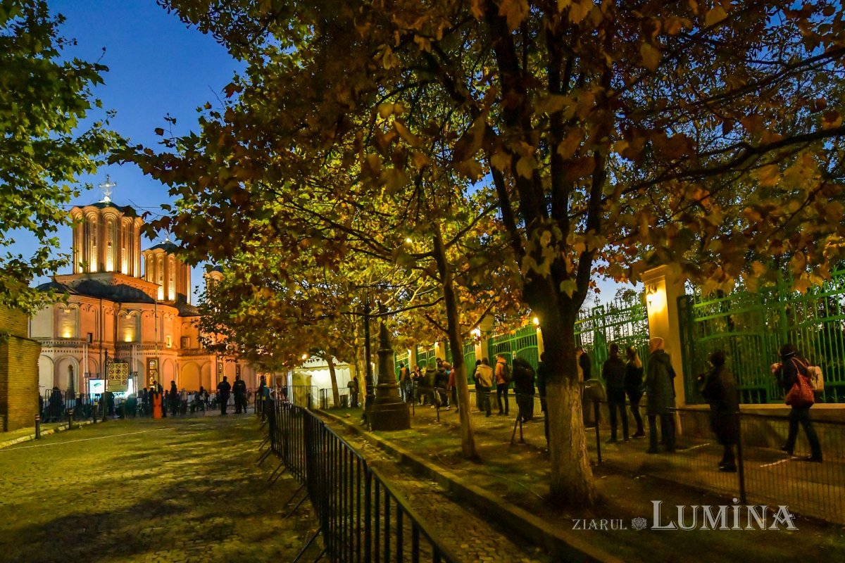 Începutul sărbătorii Mucenicului Izvorâtor de Mir pe Colina Bucuriei 190341
