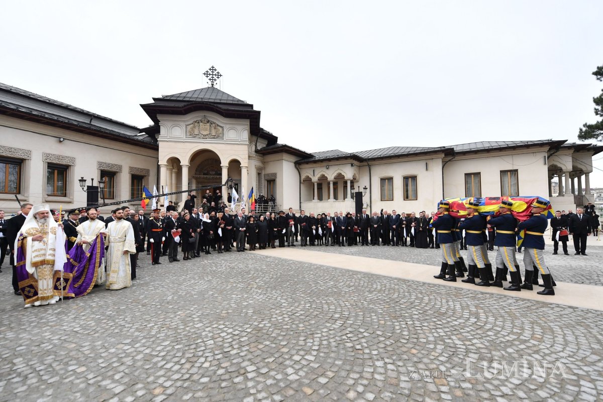 Regele Mihai I al României şi Biserica Ortodoxă Română 190197