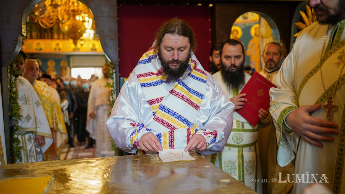 Resfințirea Bisericii „Sfântul Dimitrie” din Deia, Suceava 189931