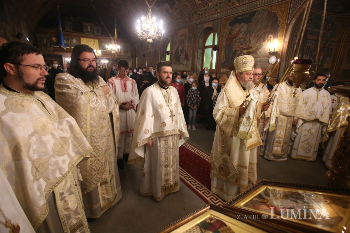 Binecuvântare pentru comunitatea din Cărpiniş, judeţul Braşov 190359