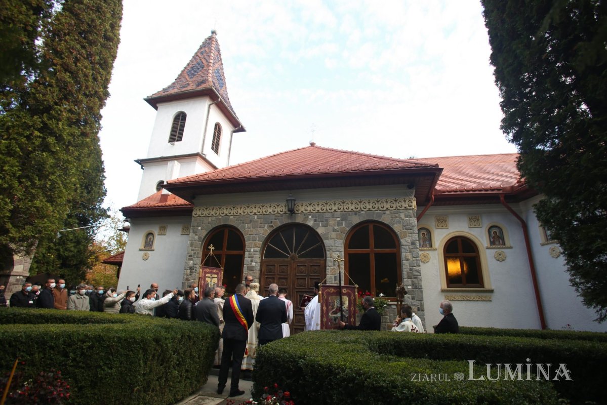 Binecuvântare pentru comunitatea din Cărpiniş, judeţul Braşov 190360