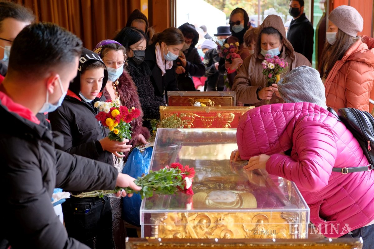 Prăznuire duhovnicească adusă Sfântului Mucenic Dimitrie pe Colina Bucuriei 190412