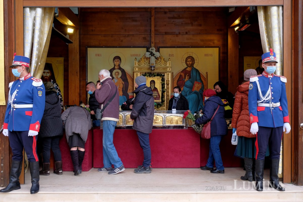 Prăznuire duhovnicească adusă Sfântului Mucenic Dimitrie pe Colina Bucuriei 190415