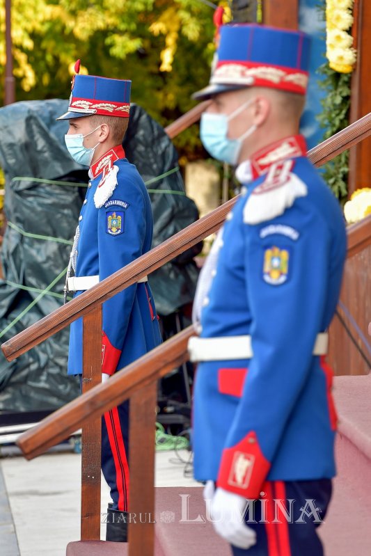 Rugăciune de seară în cinstea Ocrotitorului Bucureștilor pe Colina Bucuriei 190540