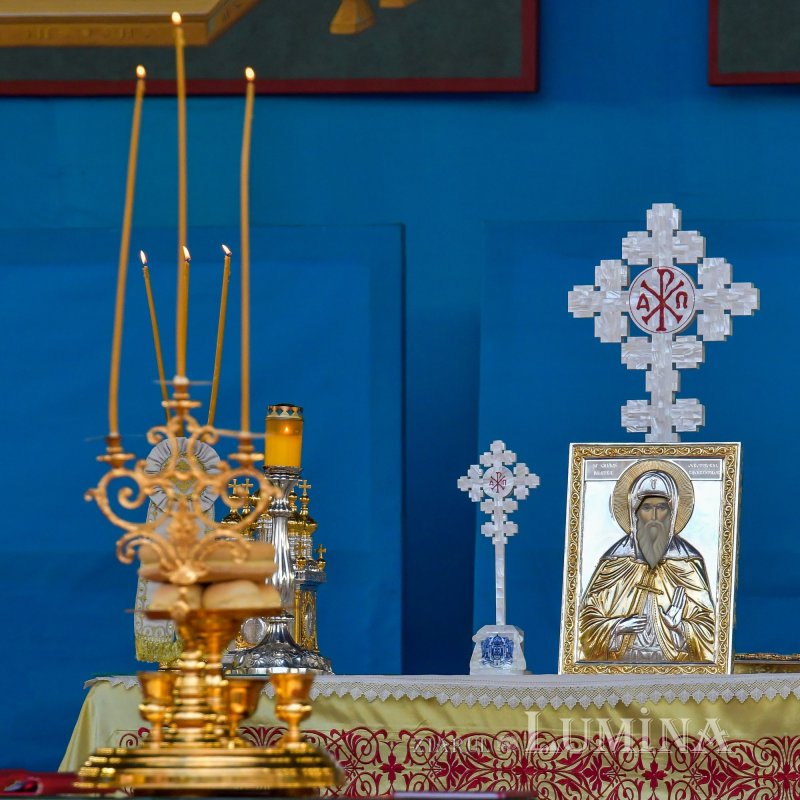 Rugăciune de seară în cinstea Ocrotitorului Bucureștilor pe Colina Bucuriei 190560