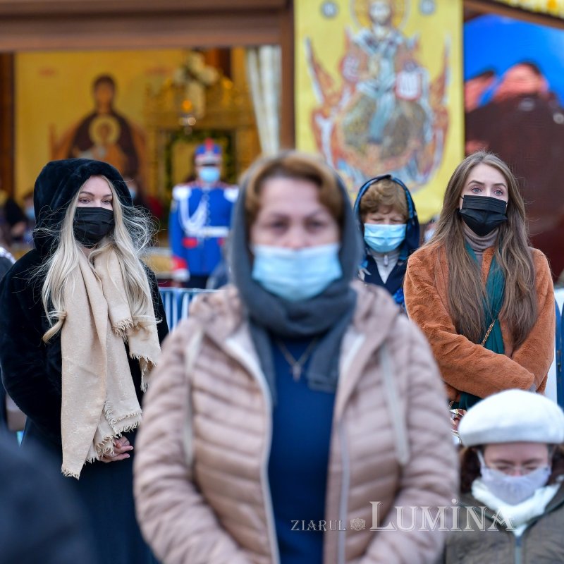 Rugăciune de seară în cinstea Ocrotitorului Bucureștilor pe Colina Bucuriei 190565