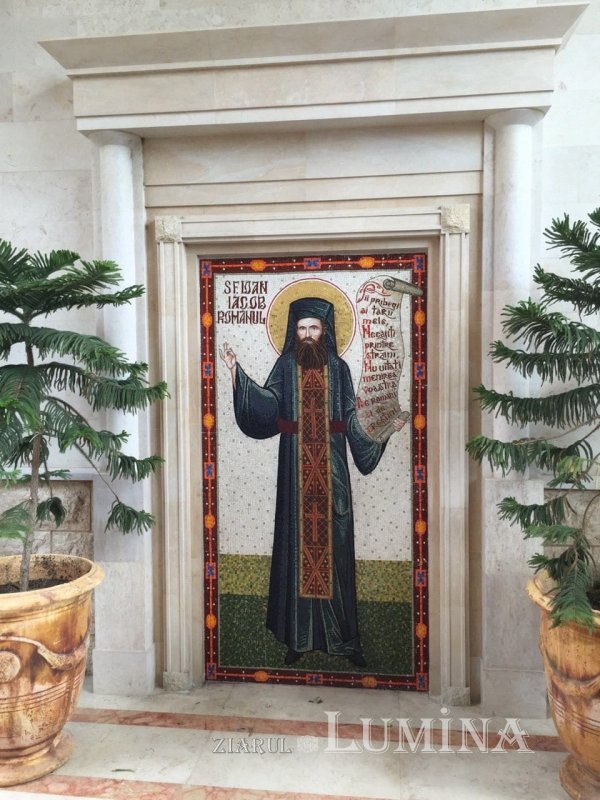 Întâlnirea sfinţilor şi a românilor de pretutindeni pe Colina Bucuriei 190521