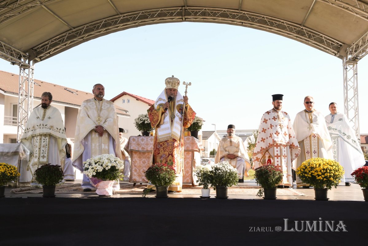 Noua biserică din Şelimbăr, judeţul Sibiu, a fost sfinţită 190619