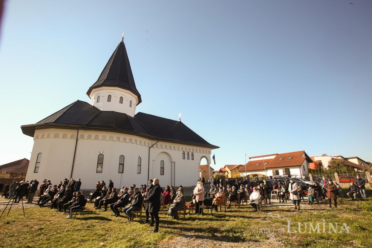 Noua biserică din Şelimbăr, judeţul Sibiu, a fost sfinţită 190623