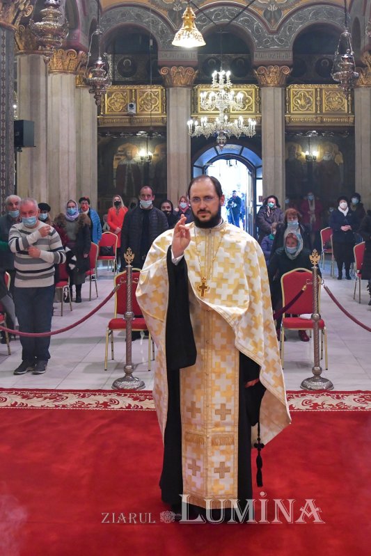 Priveghere în cinstea Sfântului Ierarh Iachint la Catedrala Patriarhală 190900