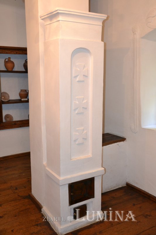 Satul culelor oltenești 191106