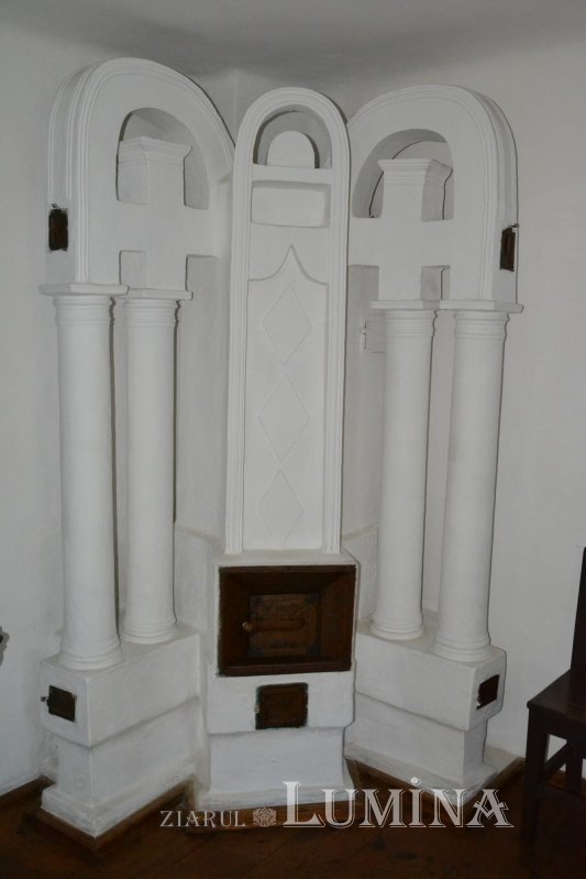 Satul culelor oltenești 191107