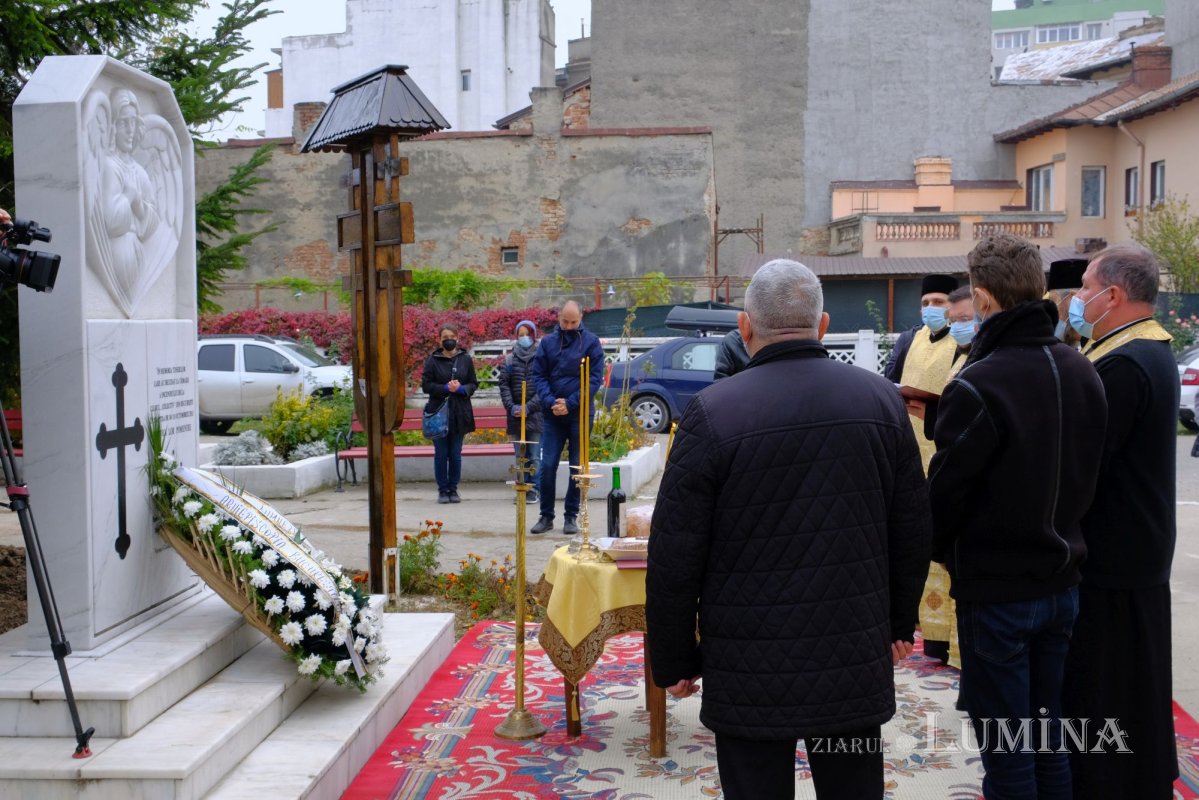Rugăciune de pomenire a victimelor de la clubul Colectiv 191153