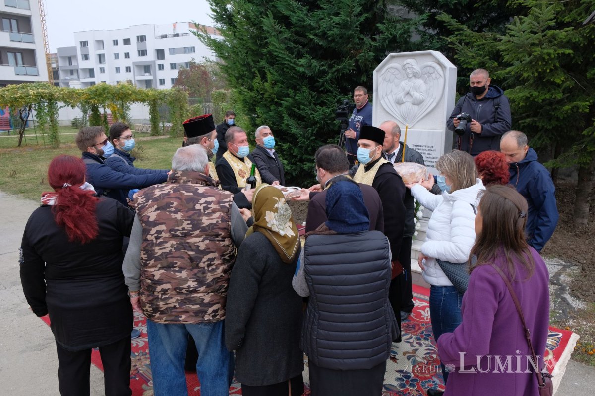 Rugăciune de pomenire a victimelor de la clubul Colectiv 191159
