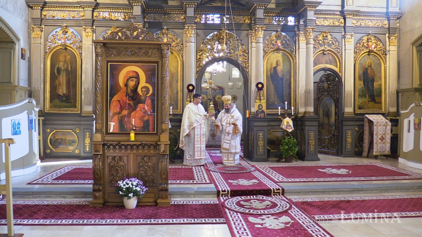 Slujire arhierească la Catedrala Episcopală din Giula, în Duminica a 22-a după Rusalii 191231