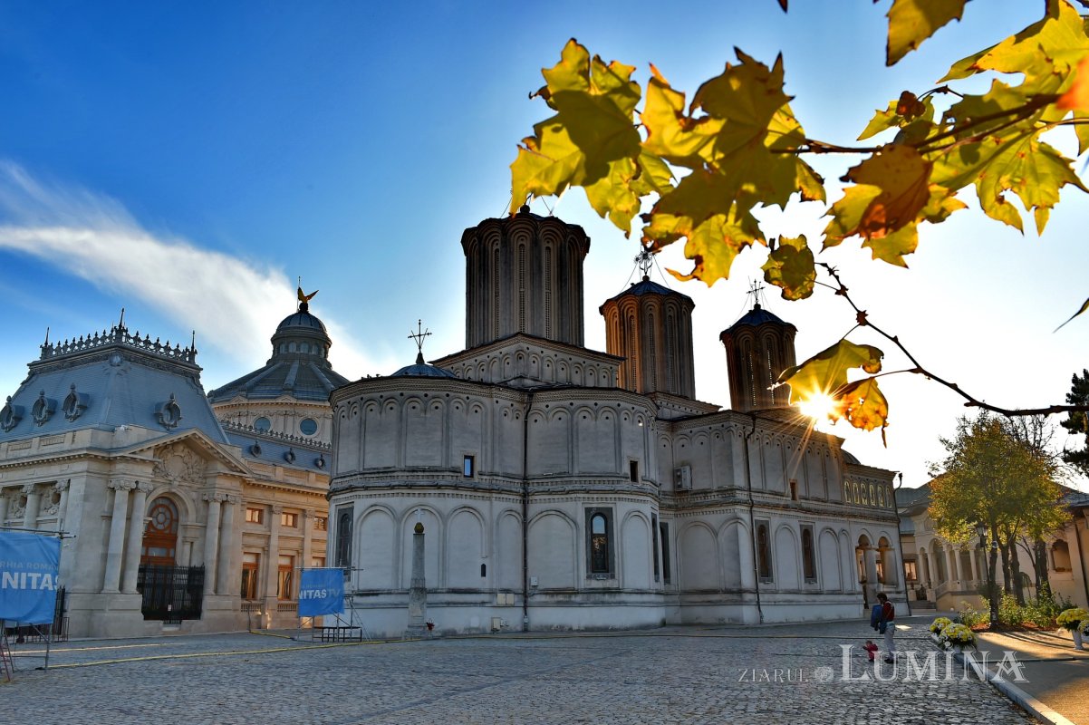 Cinstirea unui sfânt contemporan la Catedrala Patriarhală 191573
