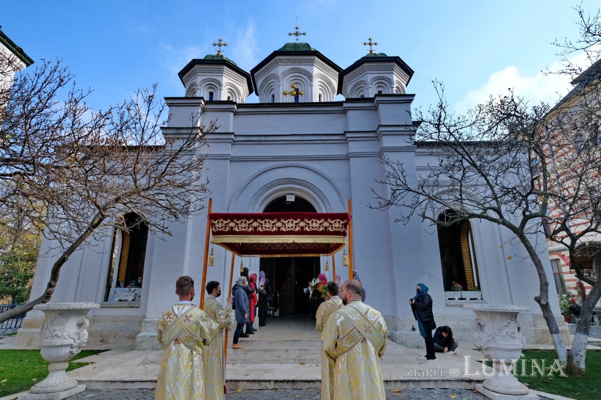 A început sărbătoarea Sfântului Ierarh Nectarie în Capitală 191829
