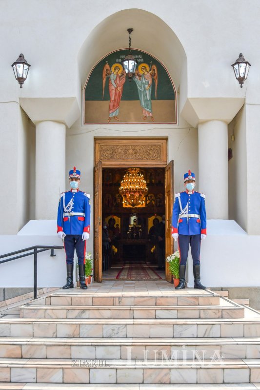 Jandarmii bucureşteni s-au rugat ocrotitorilor cerești 191965