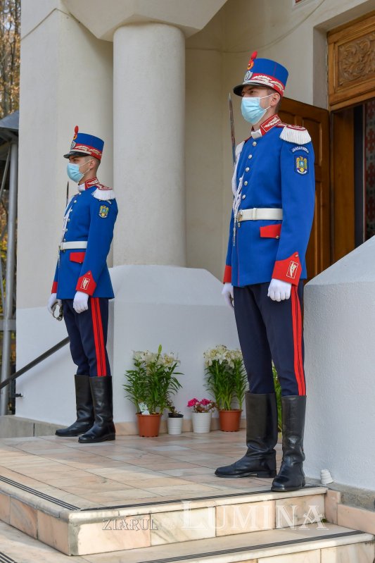 Jandarmii bucureşteni s-au rugat ocrotitorilor cerești 191967