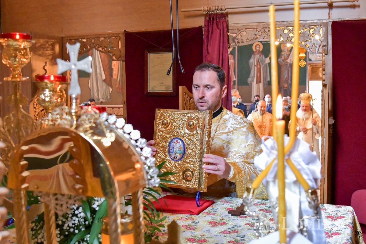 Jandarmii bucureşteni s-au rugat ocrotitorilor cerești 191970