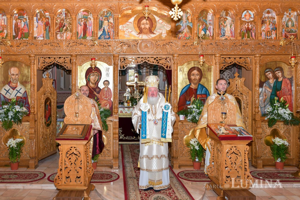 Jandarmii bucureşteni s-au rugat ocrotitorilor cerești 191979