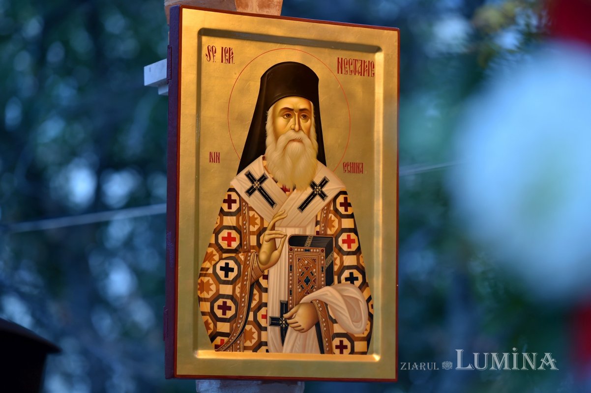 Laudă de seară adusă ierarhului tămăduitor de la Eghina 192021