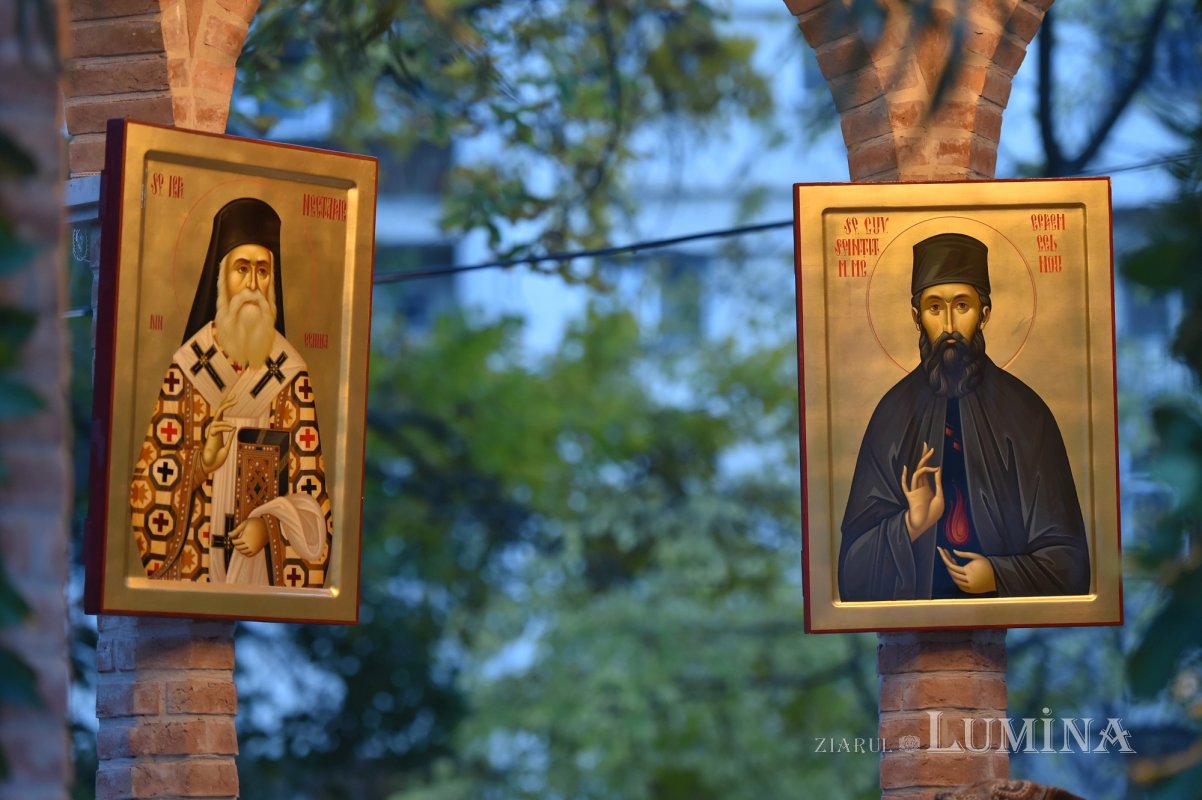 Laudă de seară adusă ierarhului tămăduitor de la Eghina 192024