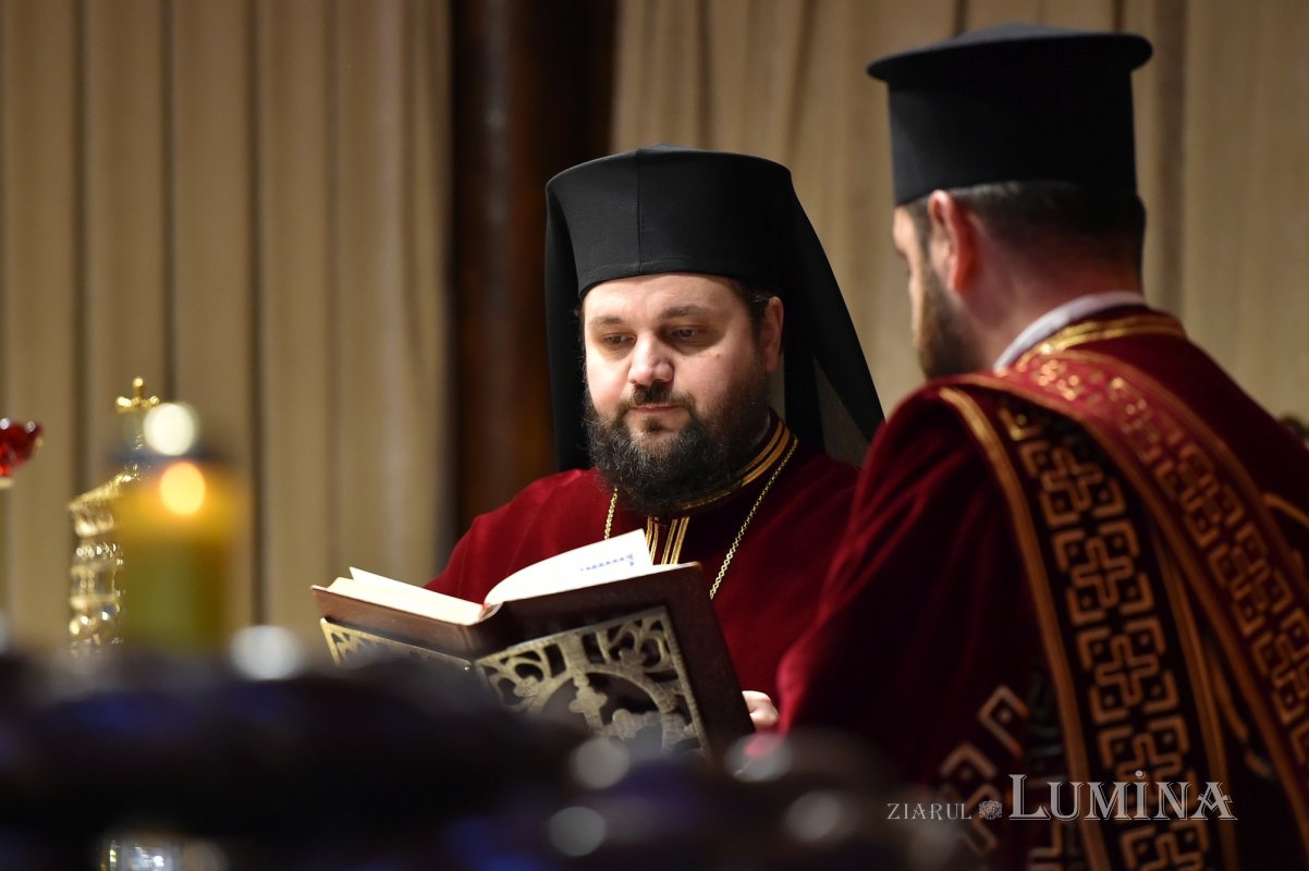 Laudă de seară adusă ierarhului tămăduitor de la Eghina 192029