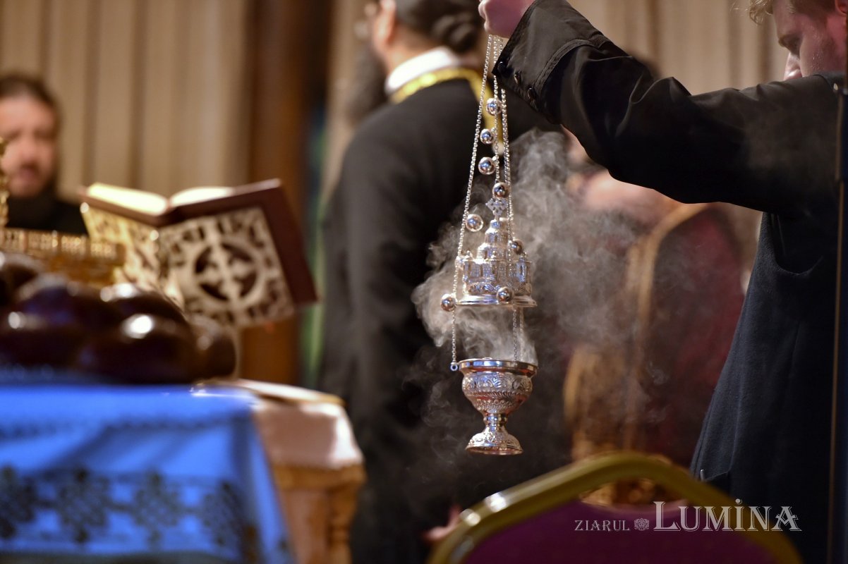 Laudă de seară adusă ierarhului tămăduitor de la Eghina 192030