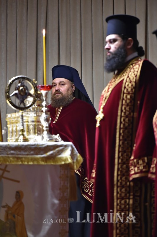 Laudă de seară adusă ierarhului tămăduitor de la Eghina 192040