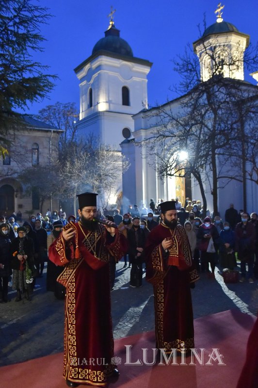 Laudă de seară adusă ierarhului tămăduitor de la Eghina 192042