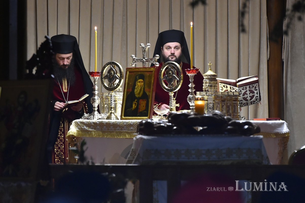 Laudă de seară adusă ierarhului tămăduitor de la Eghina 192046