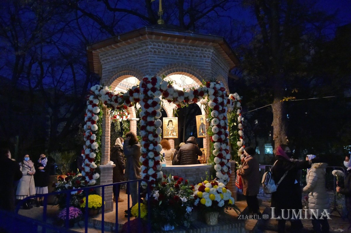 Laudă de seară adusă ierarhului tămăduitor de la Eghina 192052
