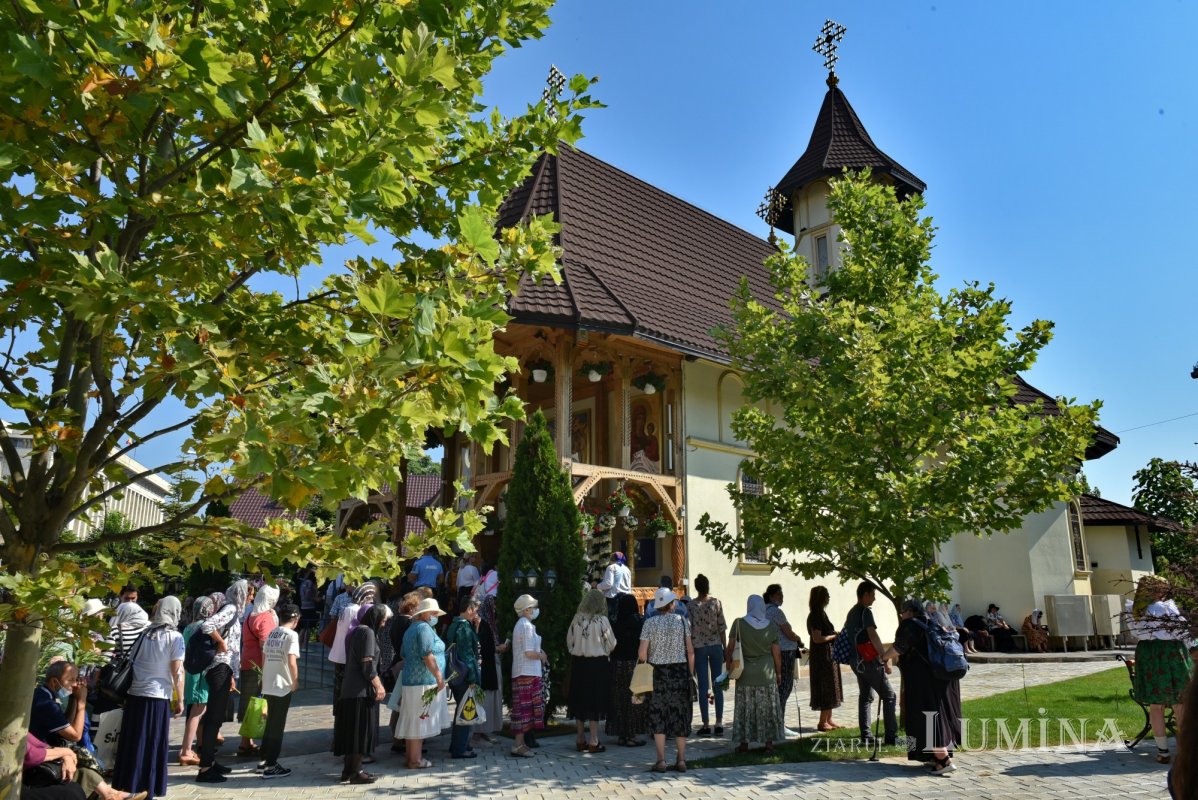 Hramul de toamnă al Paraclisului Catedralei Mântuirii Neamului - Sărbătoarea Sfântului Ierarh Ioan Gură de Aur 192484