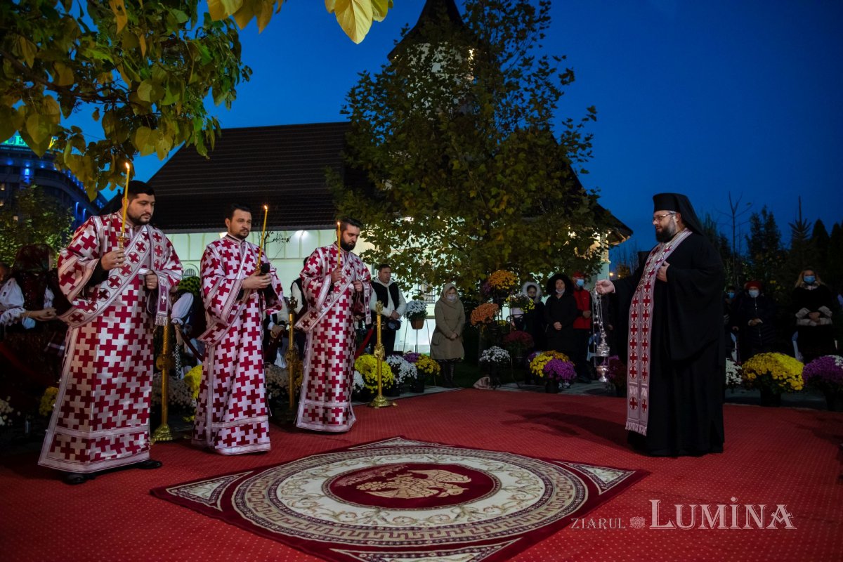 Priveghere cu ocazia hramului de toamnă al Paraclisului Catedralei Naționale 192545