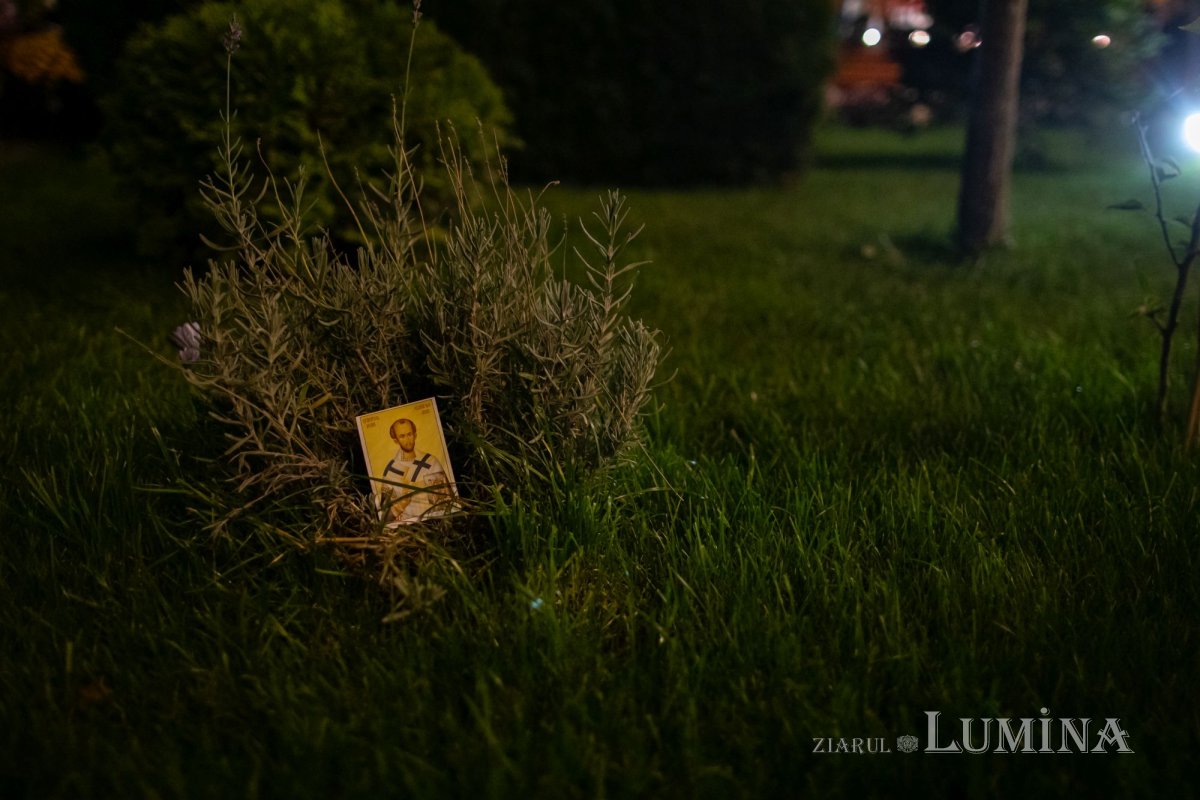 Priveghere cu ocazia hramului de toamnă al Paraclisului Catedralei Naționale 192576