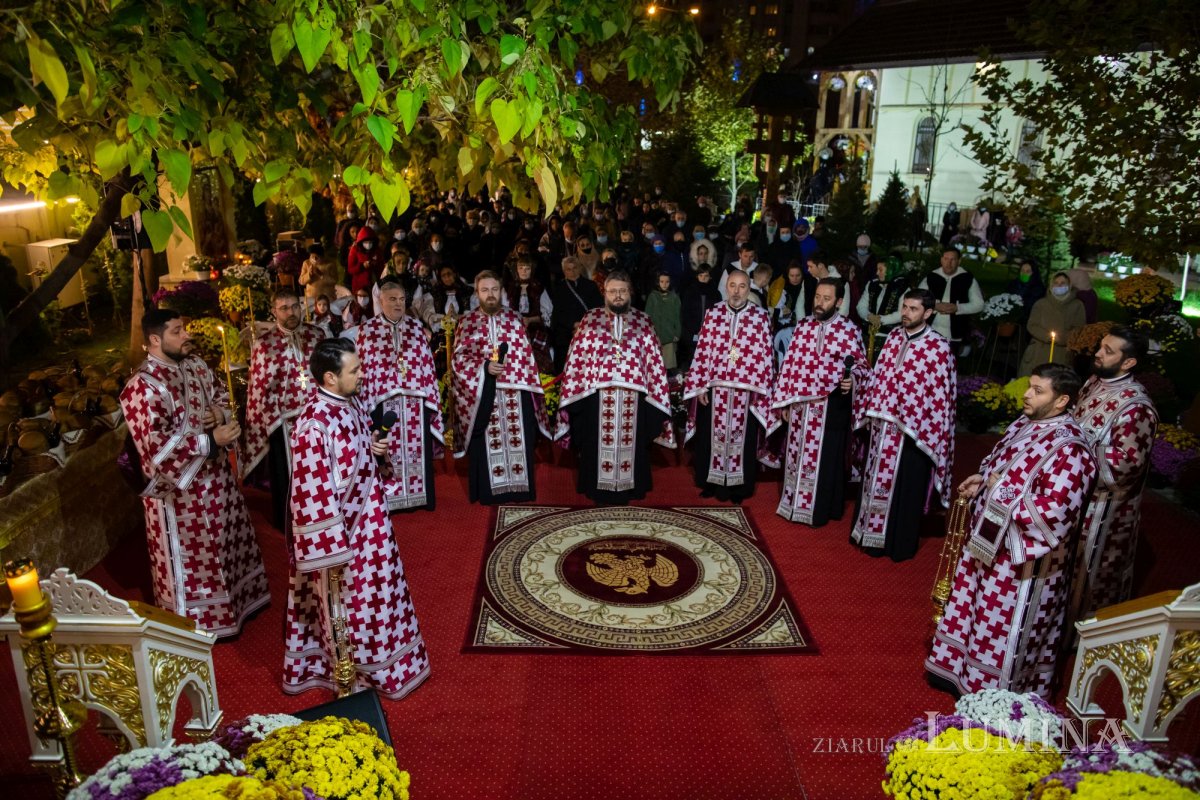 Priveghere cu ocazia hramului de toamnă al Paraclisului Catedralei Naționale 192585