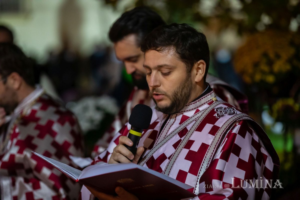 Priveghere cu ocazia hramului de toamnă al Paraclisului Catedralei Naționale 192595