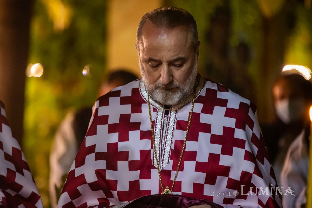 Priveghere cu ocazia hramului de toamnă al Paraclisului Catedralei Naționale 192596
