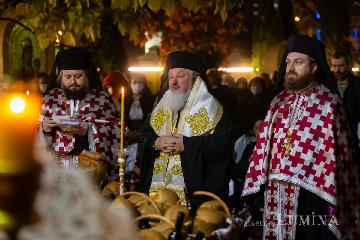Priveghere cu ocazia hramului de toamnă al Paraclisului Catedralei Naționale 192599