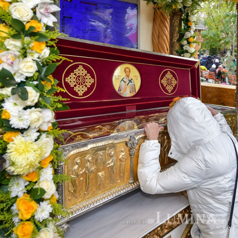 Un deceniu de slujire la Paraclisul Catedralei Mântuirii Neamului 192626