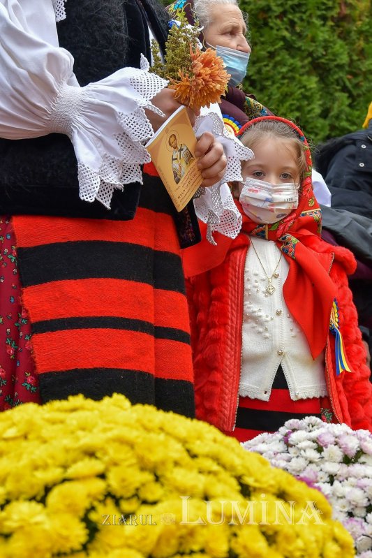 Un deceniu de slujire la Paraclisul Catedralei Mântuirii Neamului 192628