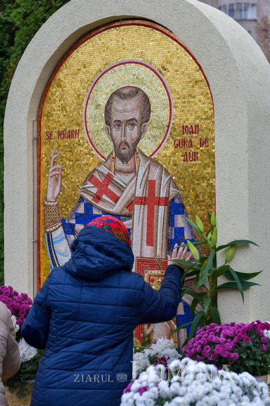 Un deceniu de slujire la Paraclisul Catedralei Mântuirii Neamului 192630