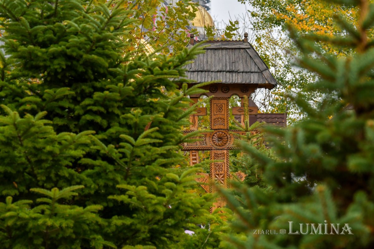 Un deceniu de slujire la Paraclisul Catedralei Mântuirii Neamului 192631