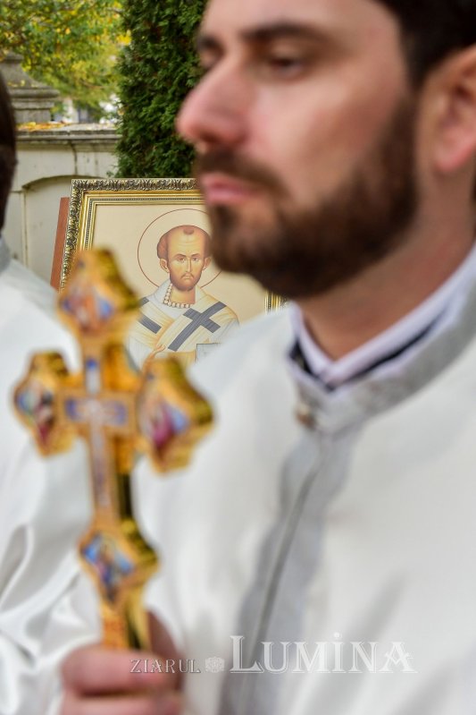 Un deceniu de slujire la Paraclisul Catedralei Mântuirii Neamului 192634