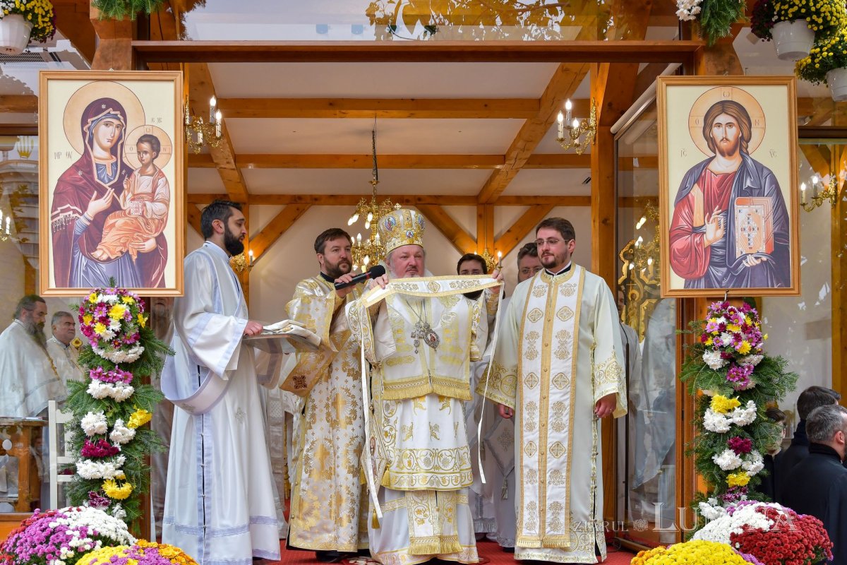 Un deceniu de slujire la Paraclisul Catedralei Mântuirii Neamului 192644