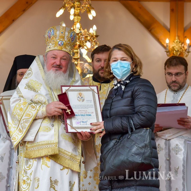 Un deceniu de slujire la Paraclisul Catedralei Mântuirii Neamului 192650